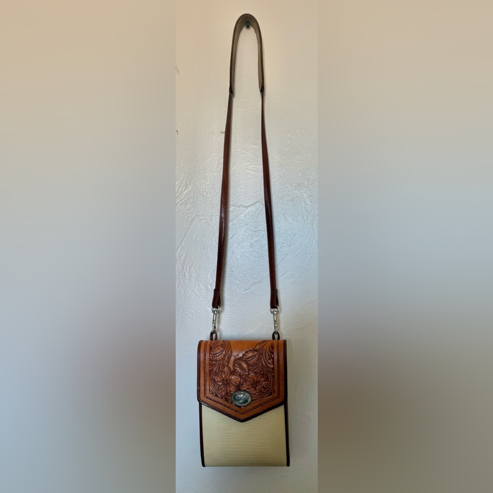 Vintage Rare- James Culver collab with Chuck Smith leather purse.